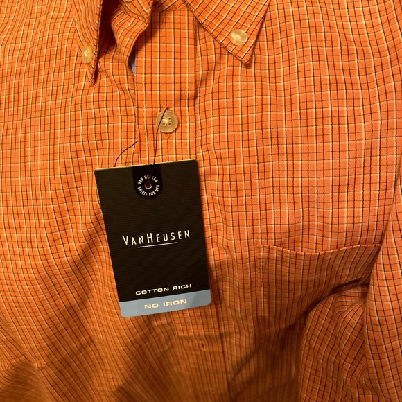 Van Heusen men’s large 16-16.5 button down sort sleeve shirt NWT orange plaid - Picture 6 of 6